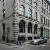 Centre Phi