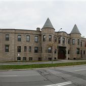 Manège militaire Côte-des-Neiges (Hussards royaux canadiens)