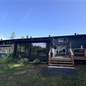 #18383 Swiss Inn