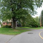 Handfield Circle