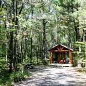 #16563 Parc National d'Oka - Petits chalets
