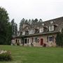 #2465 Maison en pierre rose Arundel