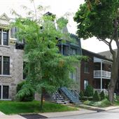 Avenue Hallowell