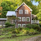 La dernière maison sur la gauche